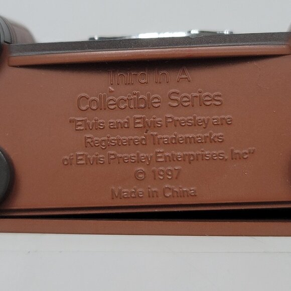 Vintage  Carlton Cards 1997 Elvis Jukebox Lights Music Ornament 3rd in A Series - Picture 13 of 17